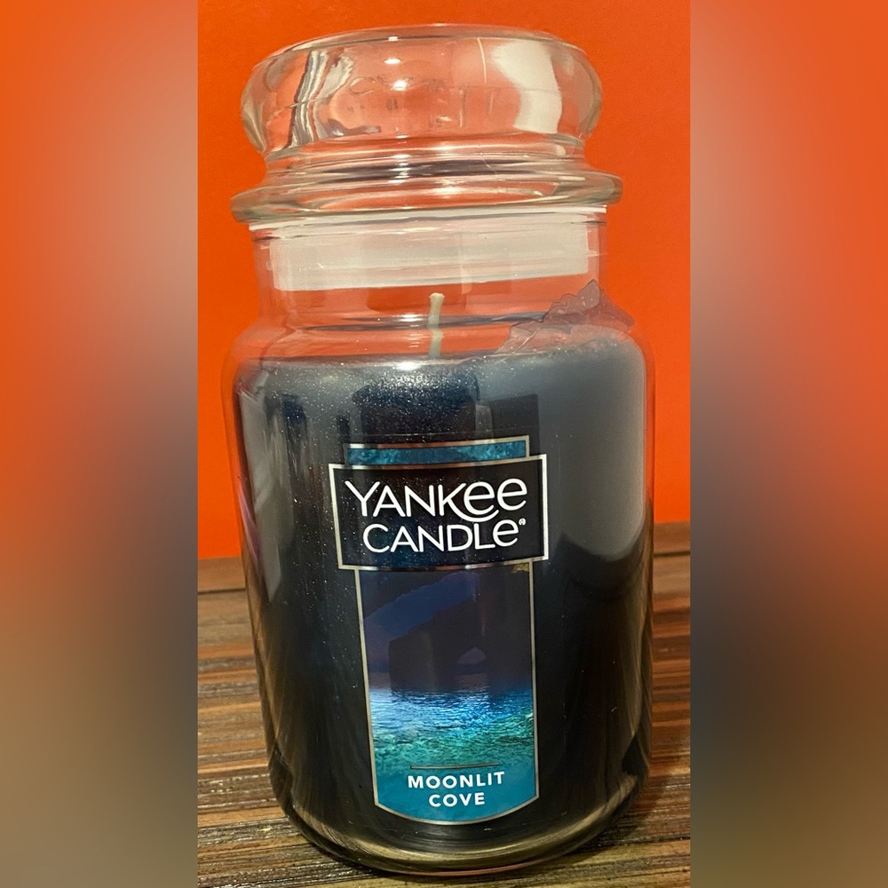 Yankee Candle Moonlit Cove - Deep Blue